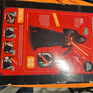 Star Wars Kylo Ren Animatronic Interactive Motion Black Series Box Damage NEW